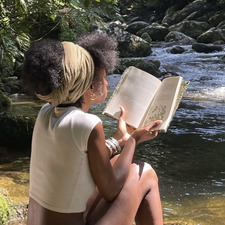 ZariReads