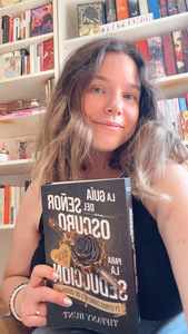 thelibraryofcarlota