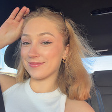 Leah Starr