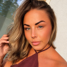Alexandra Carter