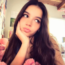 mia ୨୧
