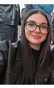 María