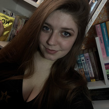 Reader Valeria 