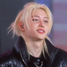 ꧁lee_felix꧂