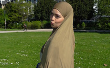 Hajar E