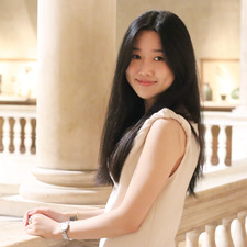 Junqi Wan