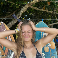 Nele