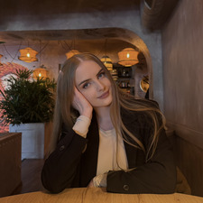 Reader Olesia