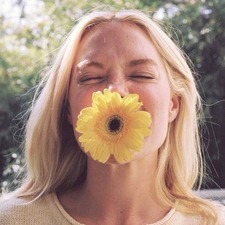 ✶ raquel