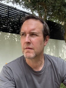 Michael  Saxton