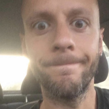 Pau M