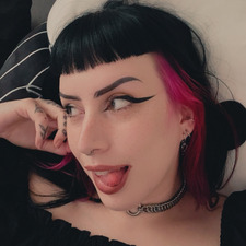 Emmy 🗡️