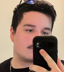 Gabriel R