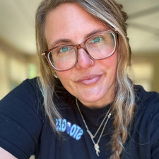 Tara Lewis