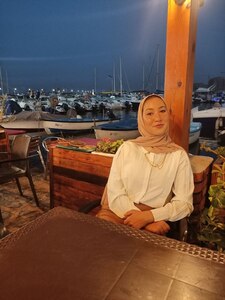 Nesrine  Gueb