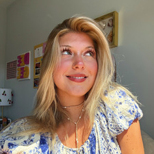 Emma Bates