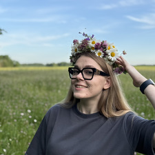 Simona