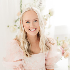 Laura Doss