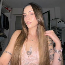 laura