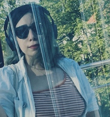 Mobina J