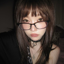 clara ★