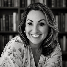 Jennifer  Reaves 