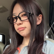 emma grace ⊹ ࣪ ˖
