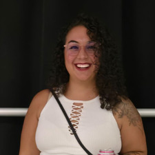 Ally Klause
