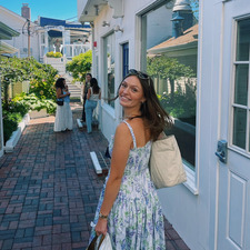 Julia Tuck