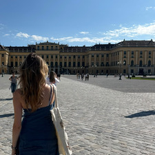 leonie