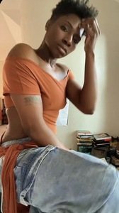Una D