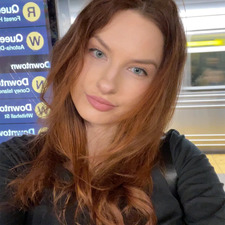 Dasha ≪•◦ ❈ ◦•≫