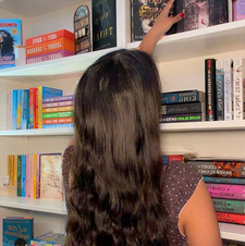 Alisha’s Book Vault🗝️📖🕯️