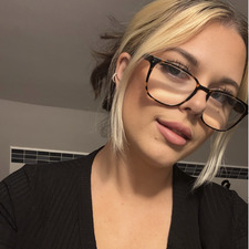 Vee Bright
