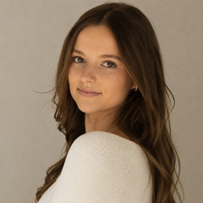 Phoebe Kell
