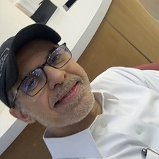 طارق الخليفة