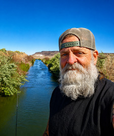 Robert J Paul