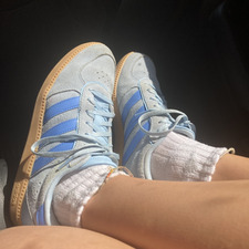 Ella_Blue