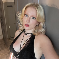 mia