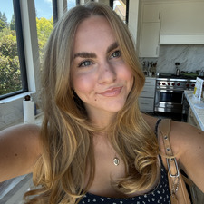 Ainsley 