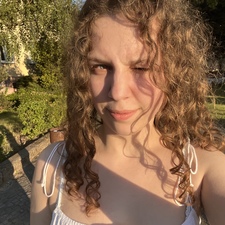 Олена