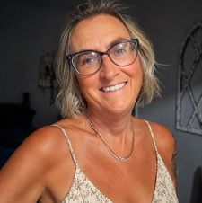 Dixie Lyon