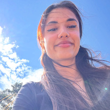 Dee Kaur