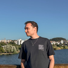 Nuno on pluto
