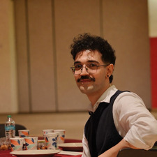 Parsa Akbari
