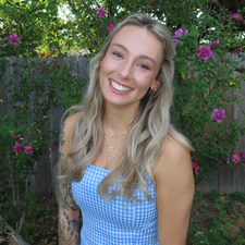 Chloe 