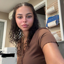 d w