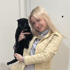 Suzie B