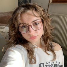 Hania ⭐️