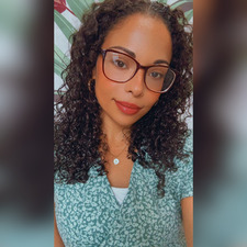 Vee.V